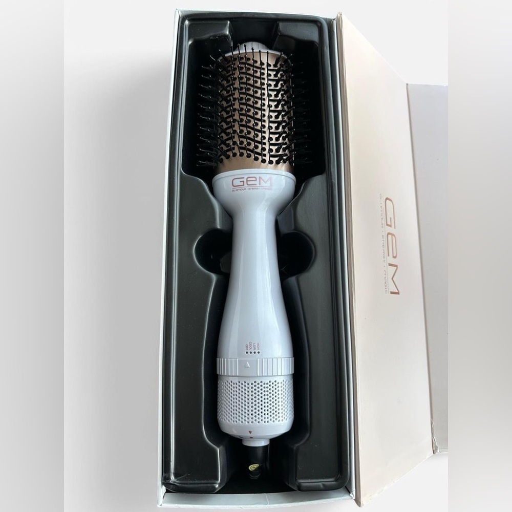 GEM Hair Styling Brush in White